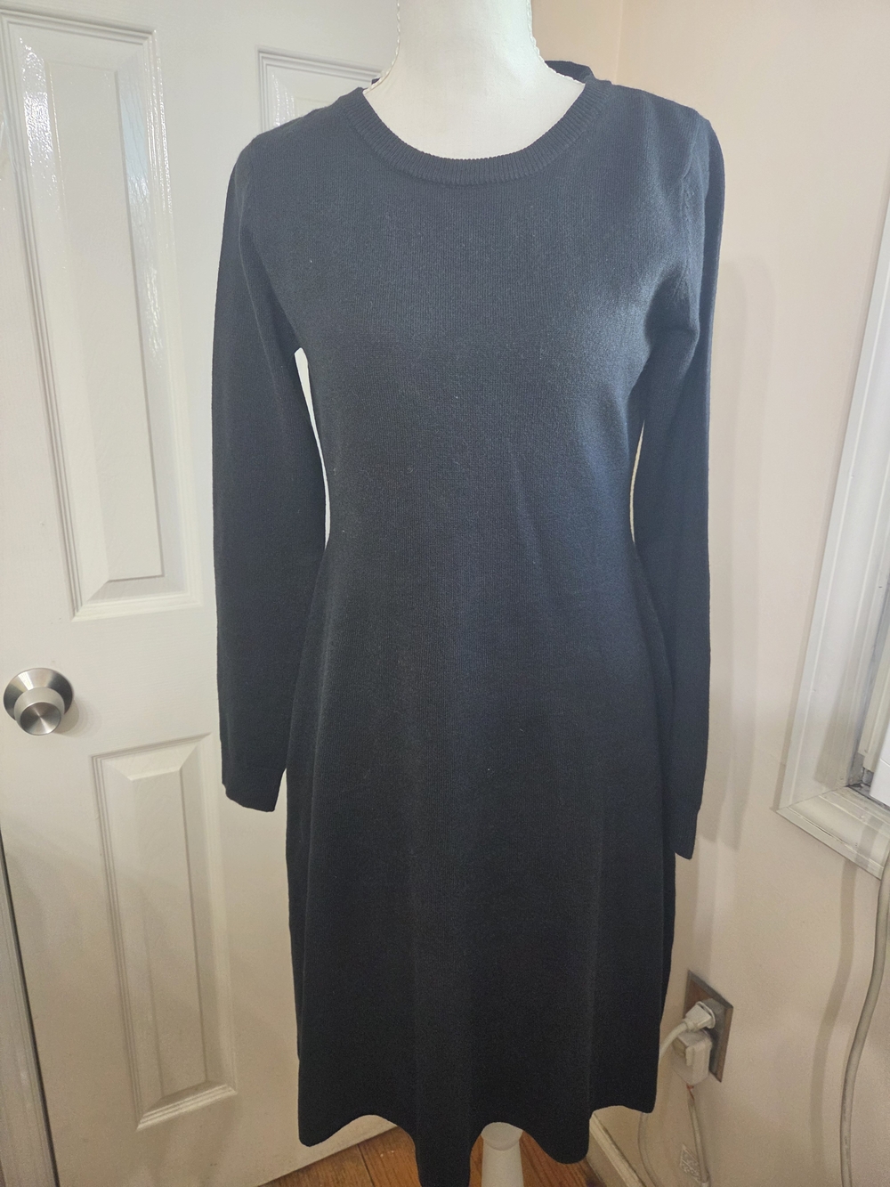 Vince Camuto Black Long-Sleeve Knit Dress